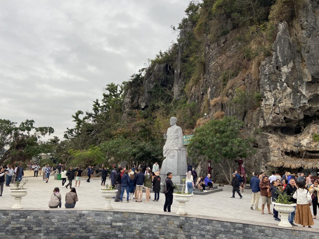 下龍灣郵輪景點:英雄島(Titop島)