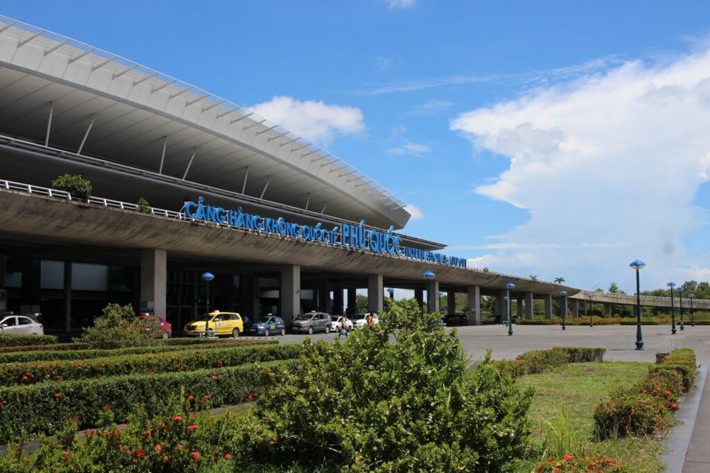 若到富國島旅遊不去越南其他地區,建議直飛富國島機場